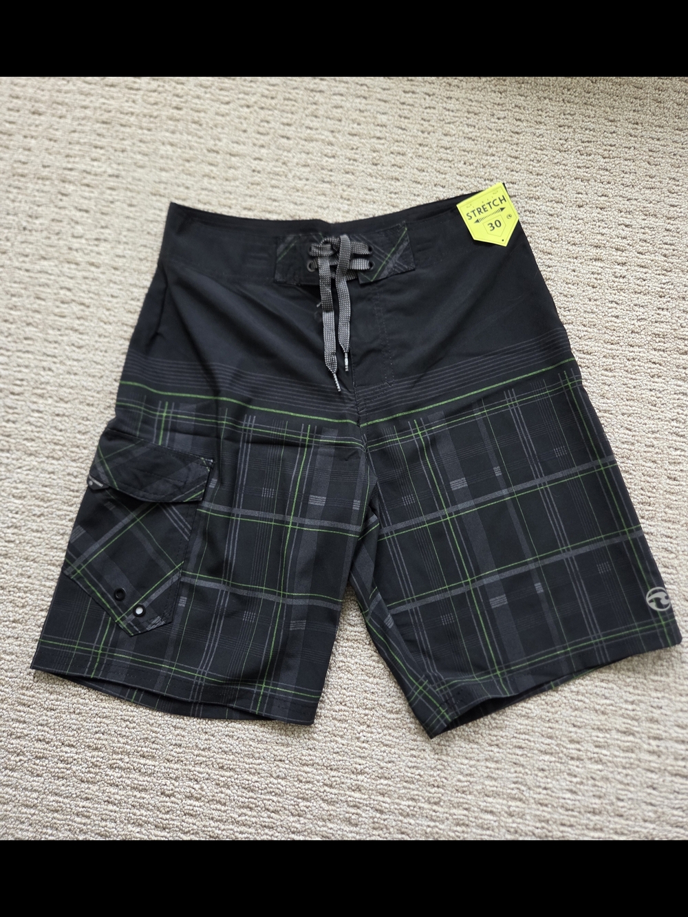 Men's Black Plaid Swim Boardshorts Ocean Current 30
